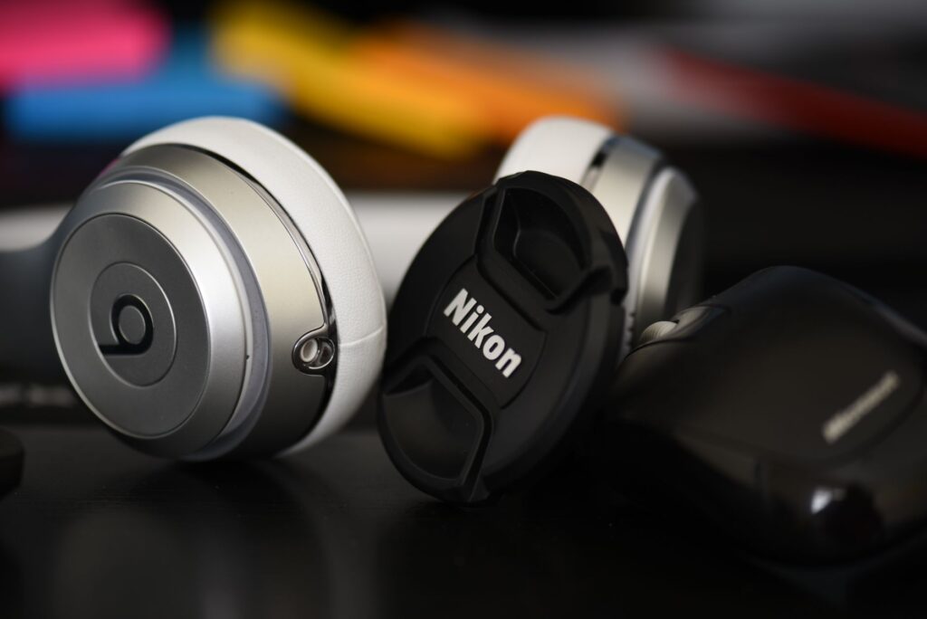 JBL Live 780NC: Kvalitný zvuk a funkcie, ktoré strčia do vrecka aj drahšie modely