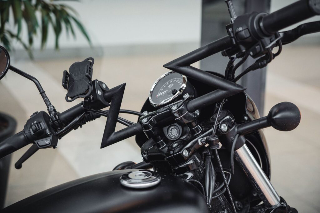 Honda CB500 Hornet 2026: Jazda bez spojky, ale s plným zážitkom