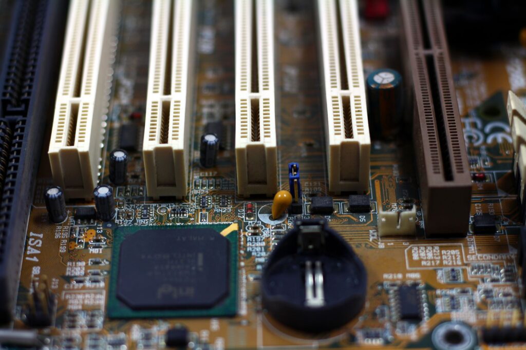 Windows 11 dostane výrazný výkonnostný boost pre počítače s 8 GB RAM