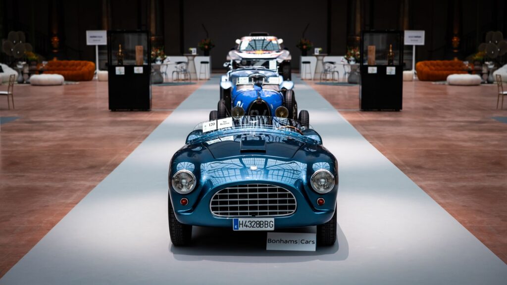 Ferrari elektromobilom šokuje aj láme rekordy: Prvý kus išiel do dražby za astronomickú sumu