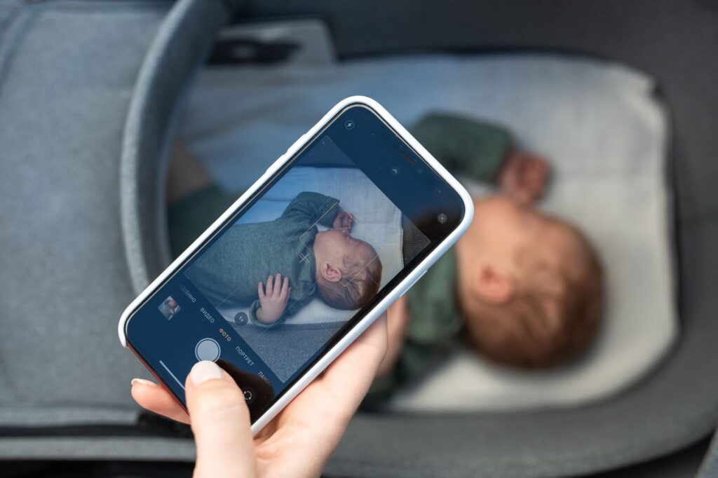 Hama Smart Baby Camera: Spoľahlivý pomocník pre pokojný spánok detí aj rodičov