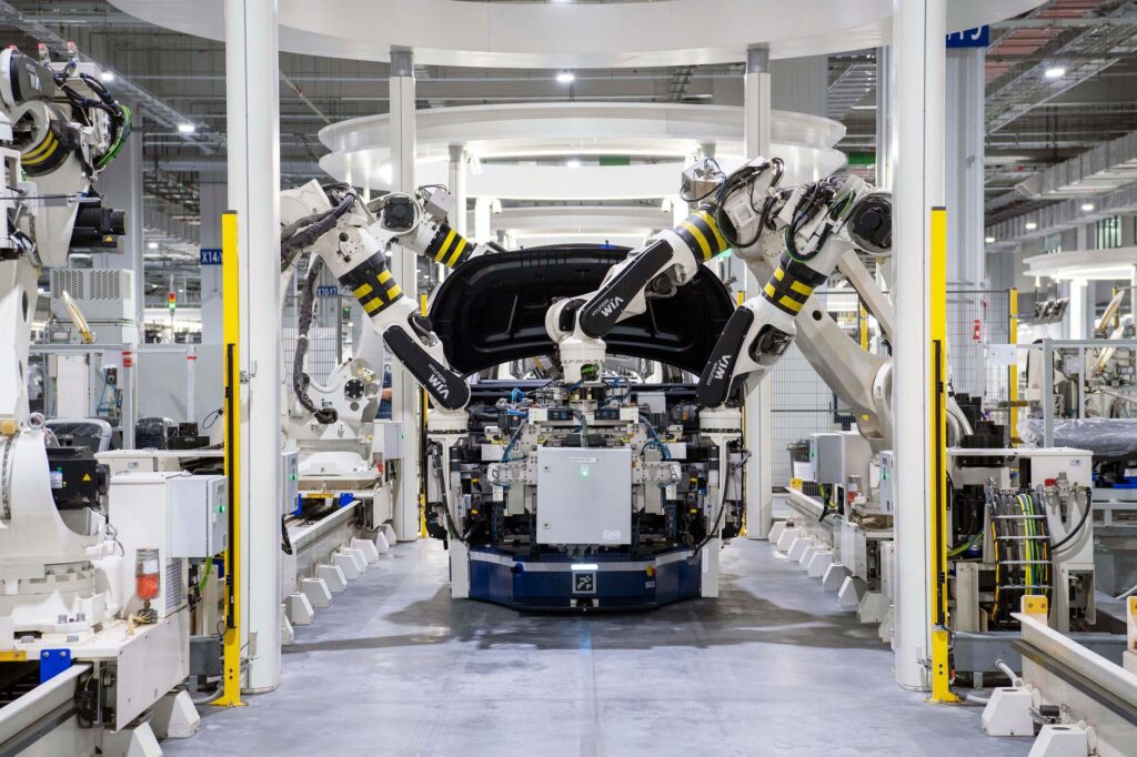 BYD mešká so spustením európskej fabriky, výroba stále nebeží