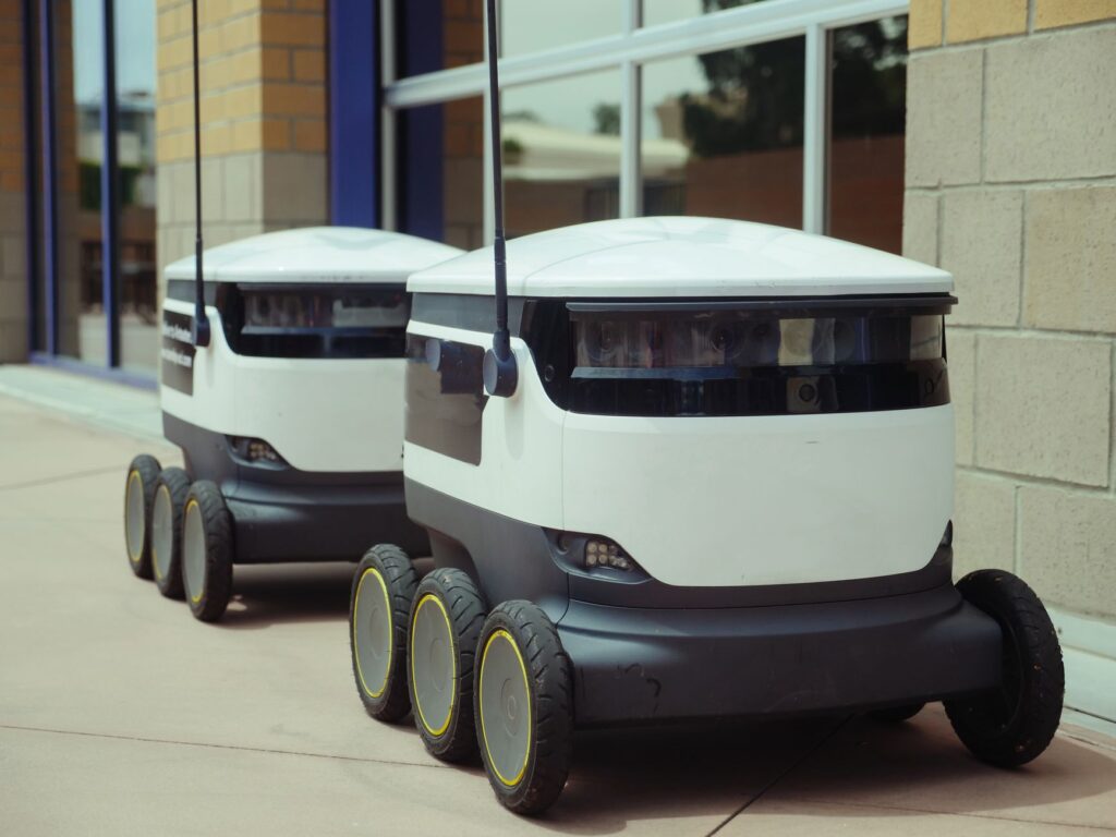 Robotický pes R-dog rozvezie balíky až k vašim dverám