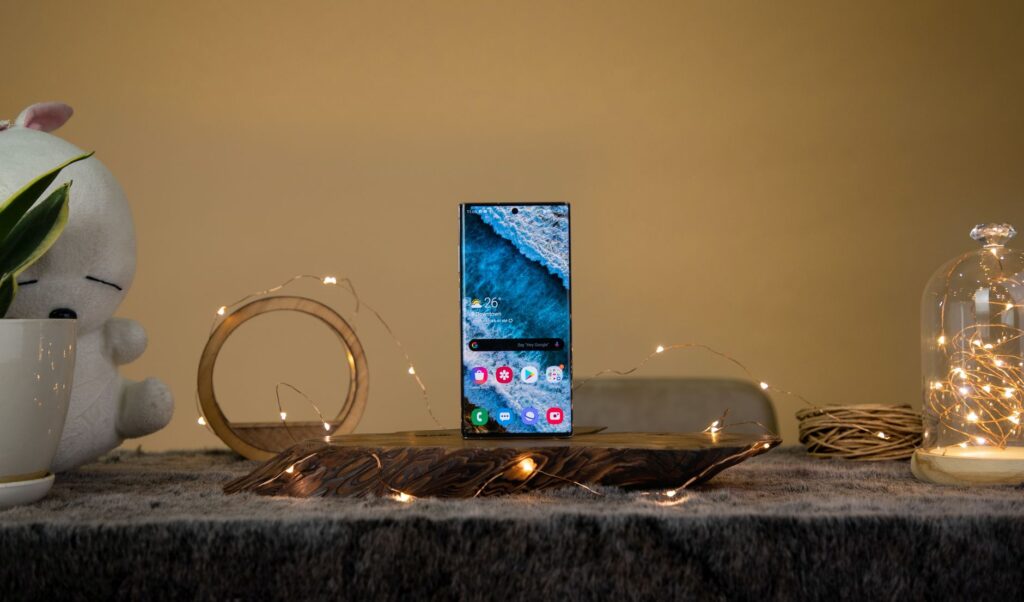 HONOR Magic V6: Skladací telefón, ktorý chce byť vlajkovou loďou