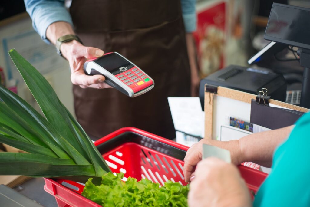 Kaufland po výpadku platobných terminálov odškodní zákazníkov zľavou