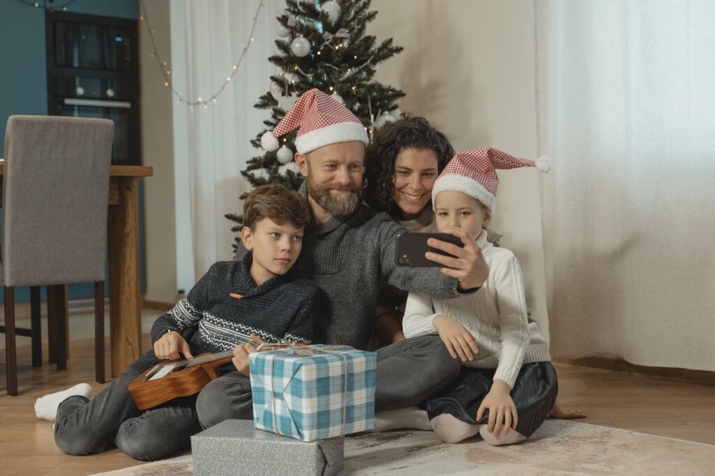 Telekom spúšťa vianočnú kampaň už 20. októbra, sľubuje darček pre každého